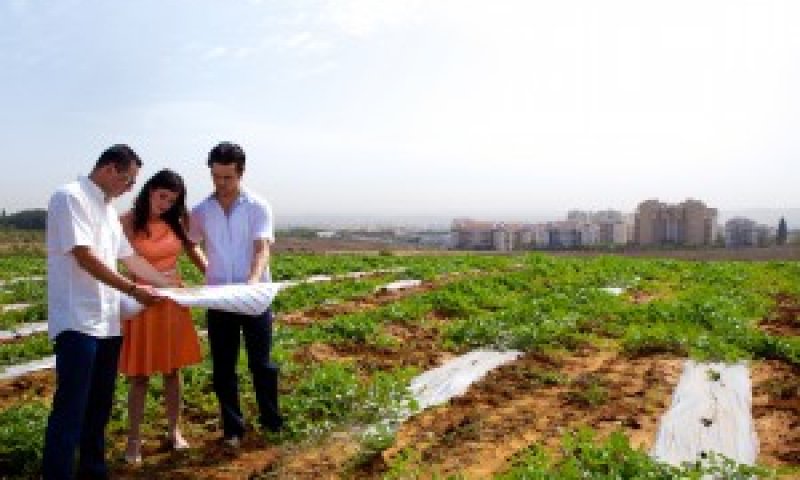 החברה למימוש קרקעות צרו קשר