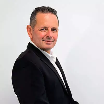 תמונה של בני ברנשטיין